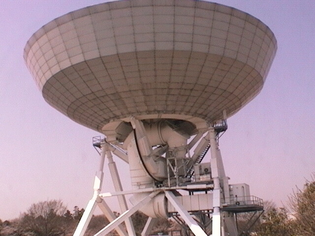 Figure 1: Tsukuba 32-m antenna